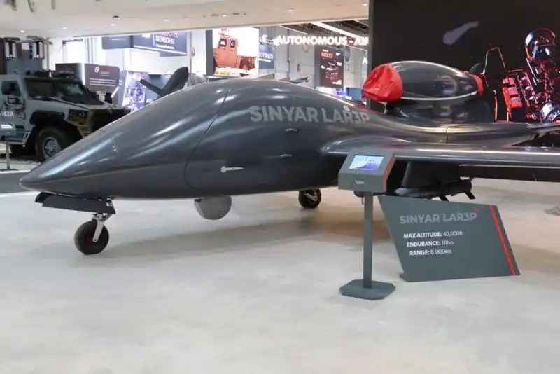 Sinyar LAR3P Emirati UAV (B)